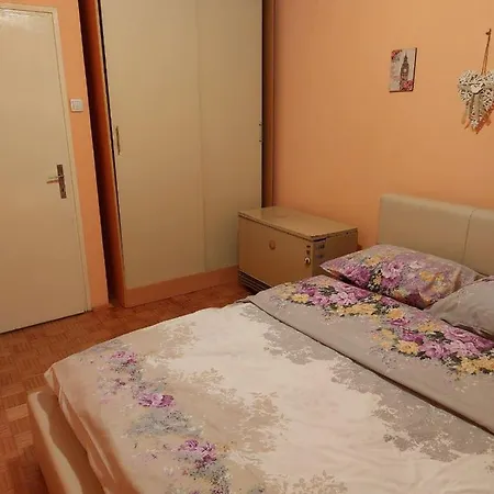 Apartment Apartman Una Krusevac